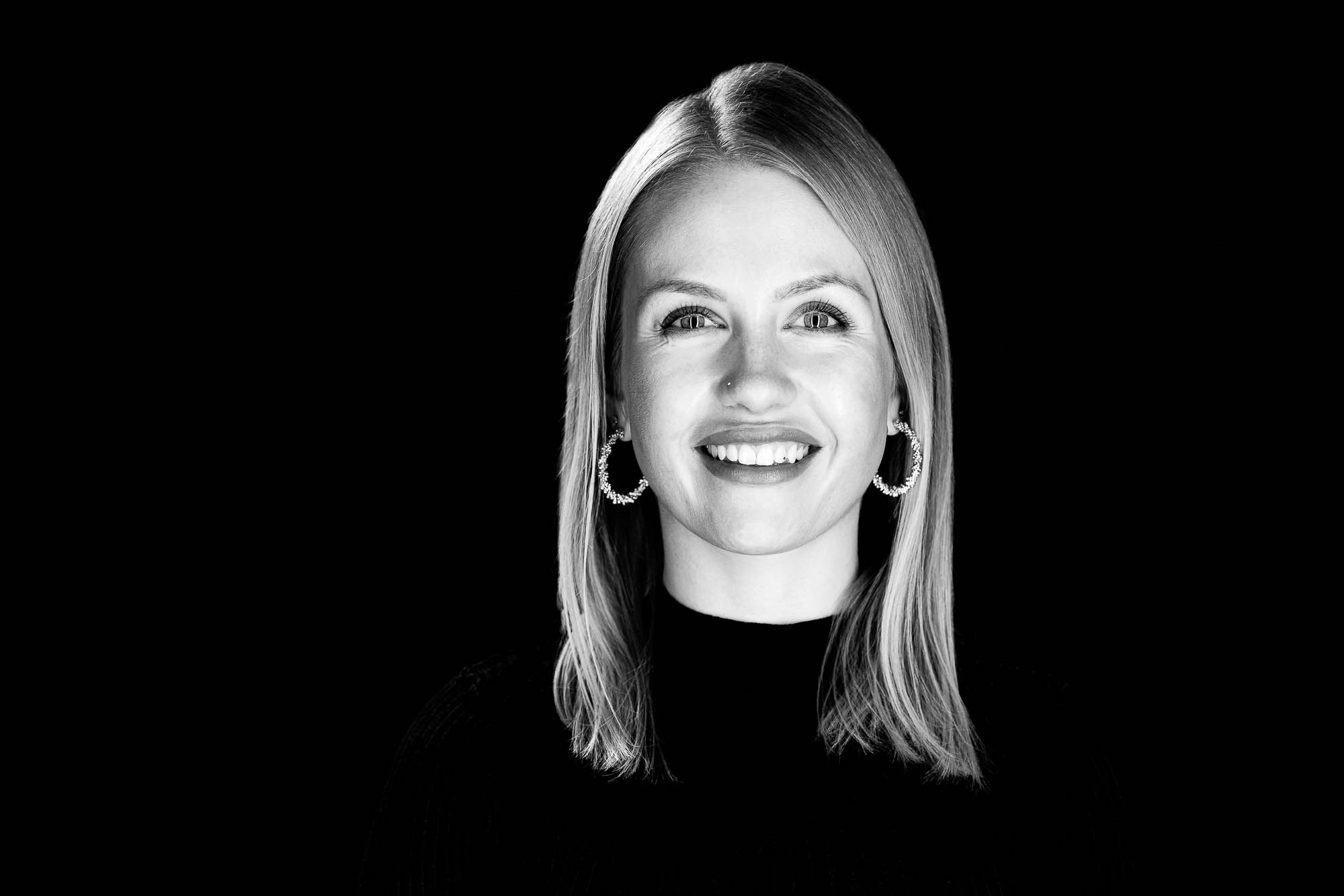 Export x3 Headshot  06621 Dez 01 2019 Bearbeitet Headshots 2019  Miro Nicole Nadine